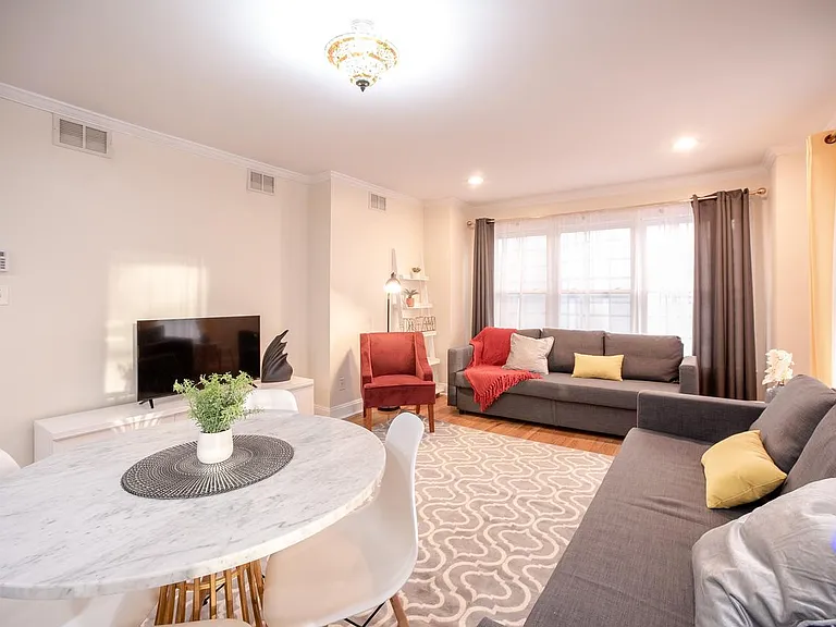 3 Wayne St #2 — Photo 2