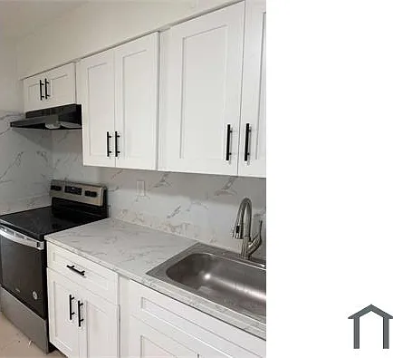 2 bed, $2,000 — Photo 2