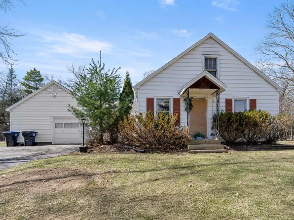 405 Raymond St, Friendship, WI 53934