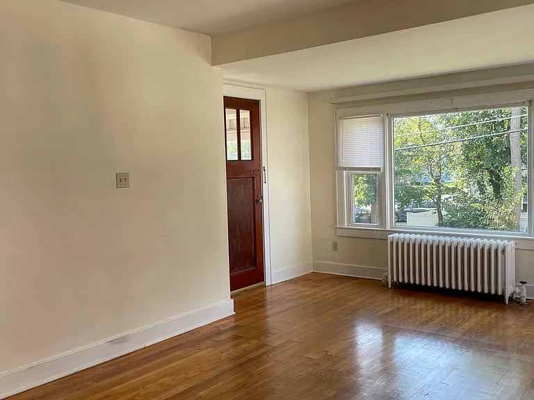 29 Hillcrest Ave — Photo 3
