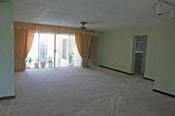 5th image of 455 S Atlantis Dr