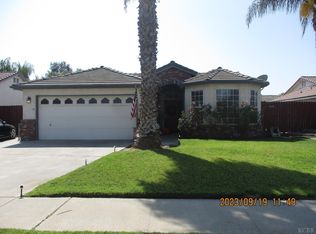 873 Bristol Cir, Lemoore, CA 93245