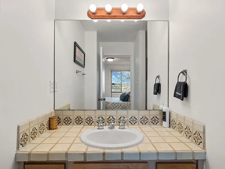 320 Artist Rd #8 — Photo 16