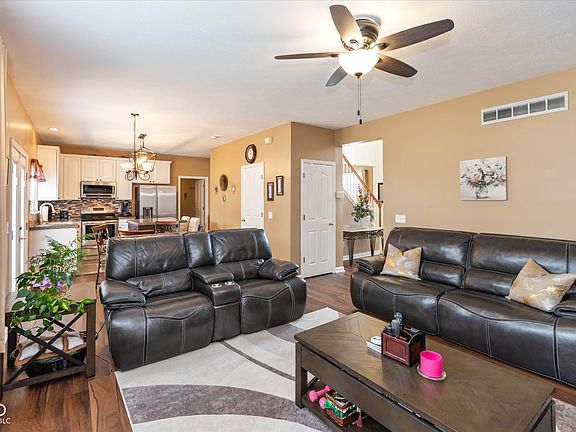 5th image of 6293 Welker Dr