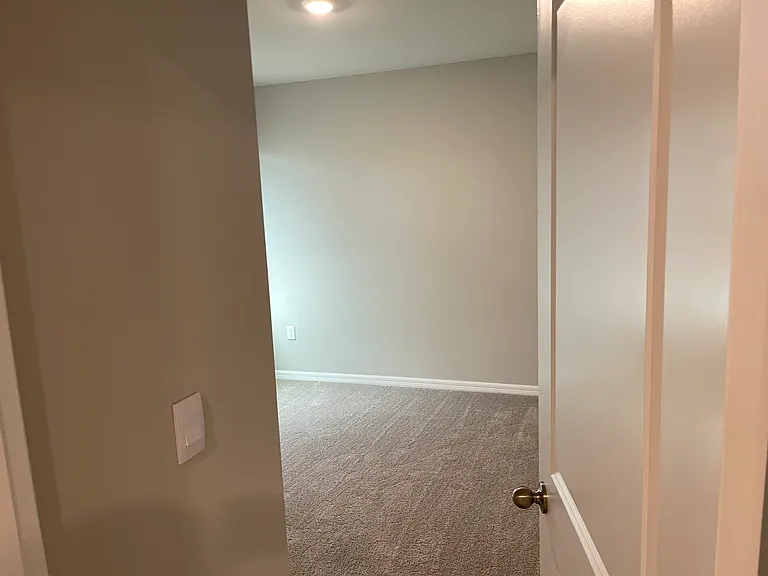 455 Londrina Dr — Photo 24