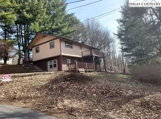 118 Middle Hill Dr, Boone, NC 28607