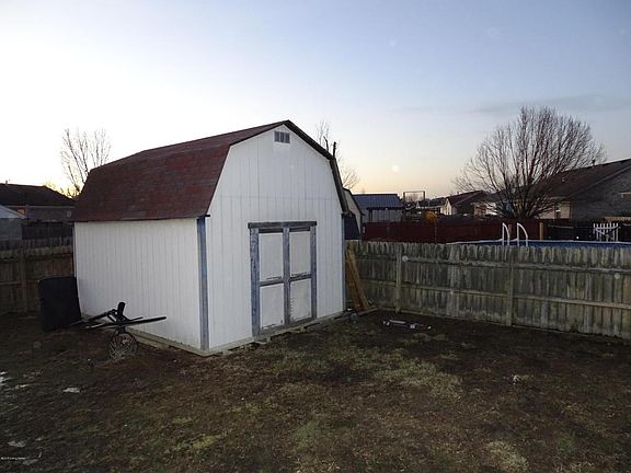 2nd image of 373 Tecumseh Dr