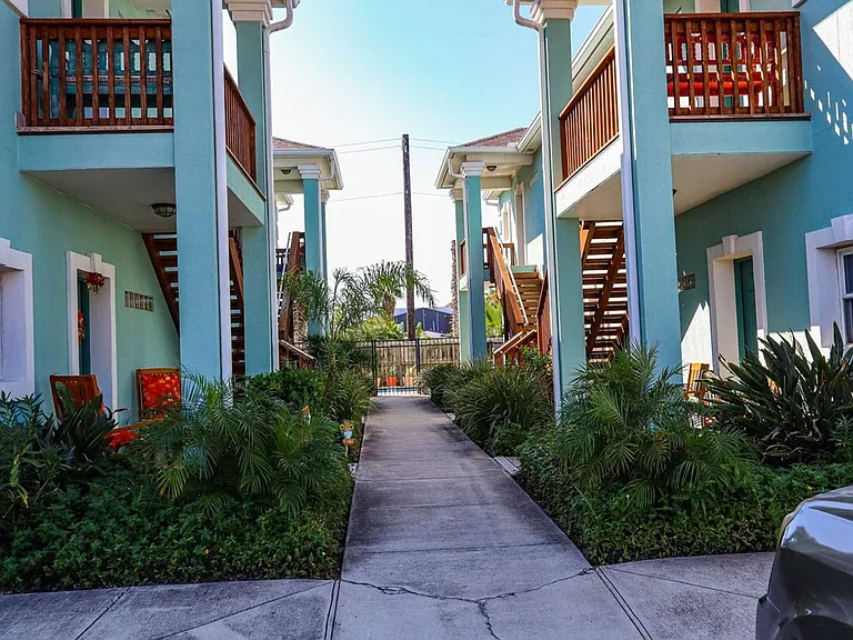 3401 Padre Blvd #ID1255596P — Photo 11