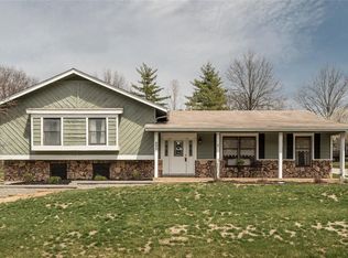 650 Lakeview Rd, Lake Saint Louis, MO 63367