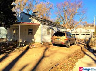 6776 Hamilton St, Omaha, NE 68132