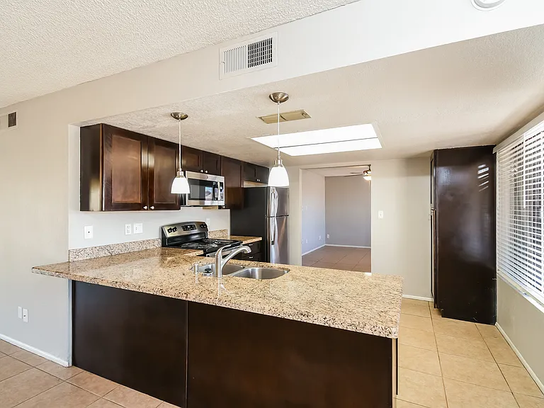 2301 E Butler St — Photo 4
