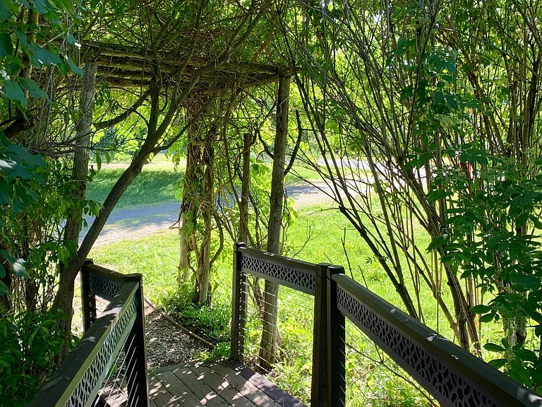 7 Meadow Ln — Photo 19