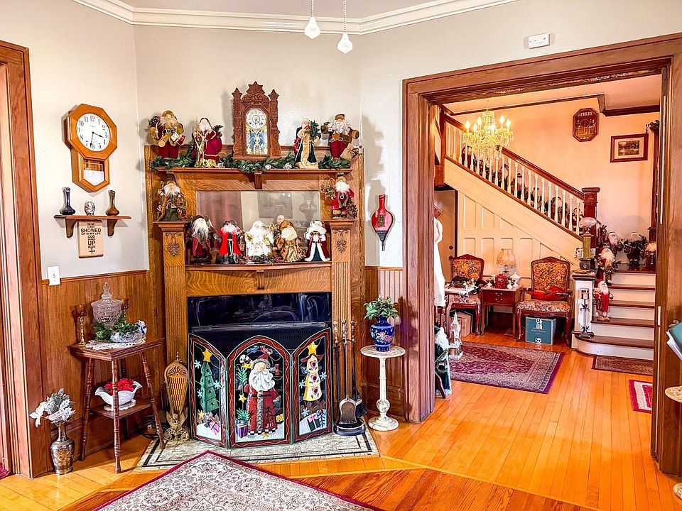 13th image of this home