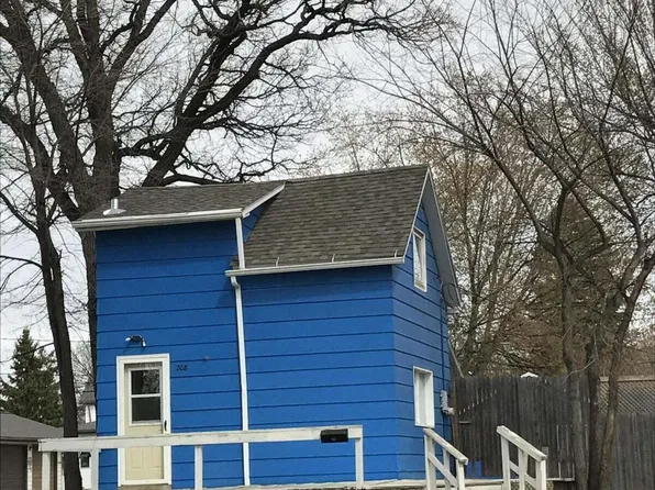 208 N Nelson St, Crookston, MN 56716