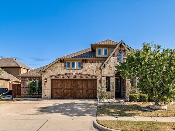 2nd image of 501 Virginia Ln