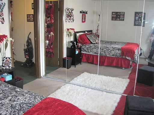 4th image of 150 W 8th Ave APT F