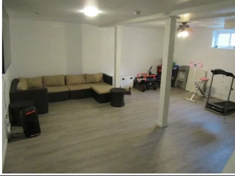 286 Meridian Ave — Photo 12