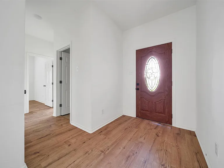 15575 Kitty Hawk Dr — Photo 4