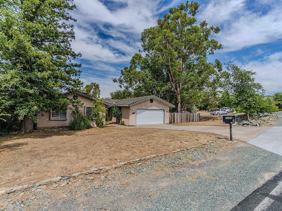 1st image of 2549 Vista Del Lago Dr