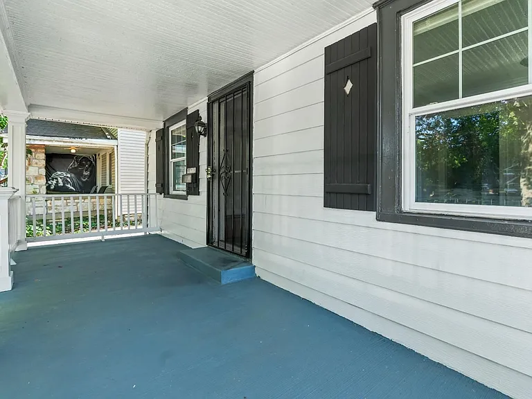 5400 Michigan Ave — Photo 19