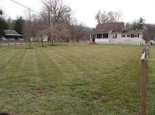 13700 Old Chapel Rd, Bowie, MD 20720