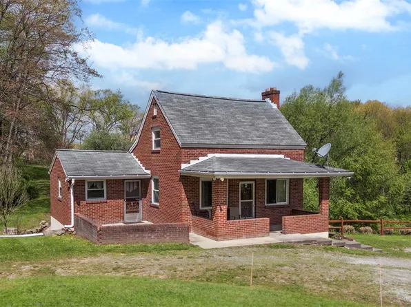 135 Erbes Ln, Mars, PA 16046