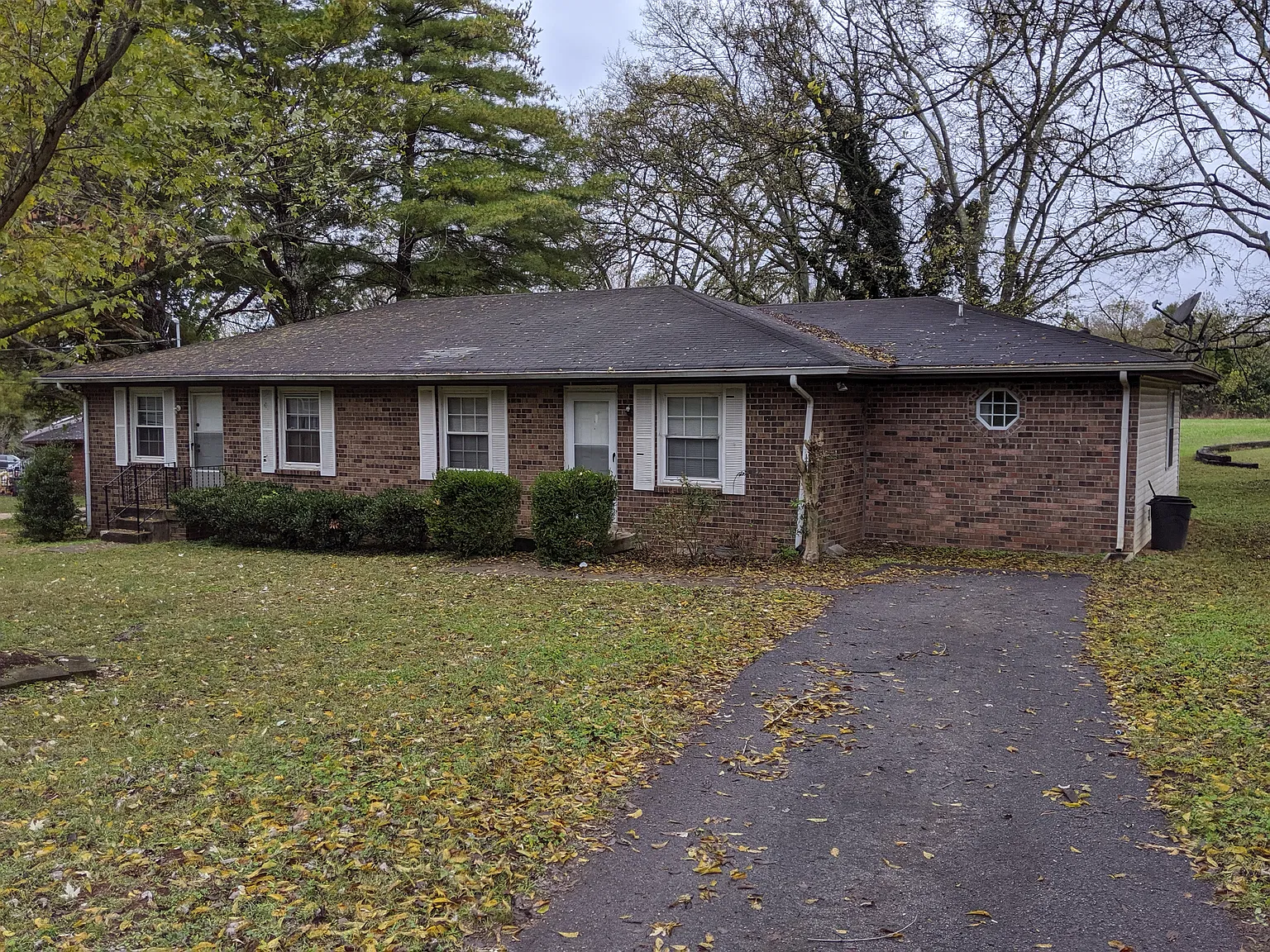 3 bed, 1150 sqft, $1,600 — Photo 1