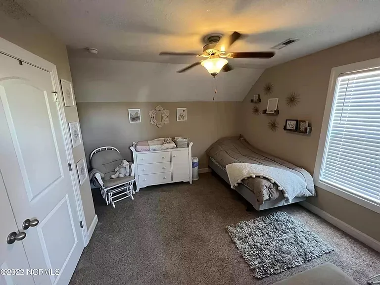 2204 B Chavis Dr #B — Photo 8