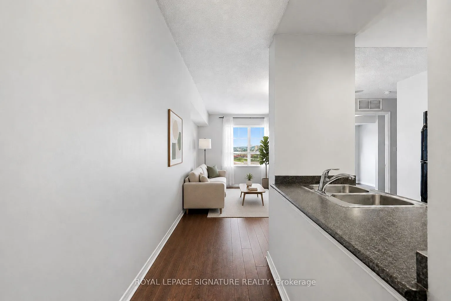 3 bed, $3,000 — Photo 3