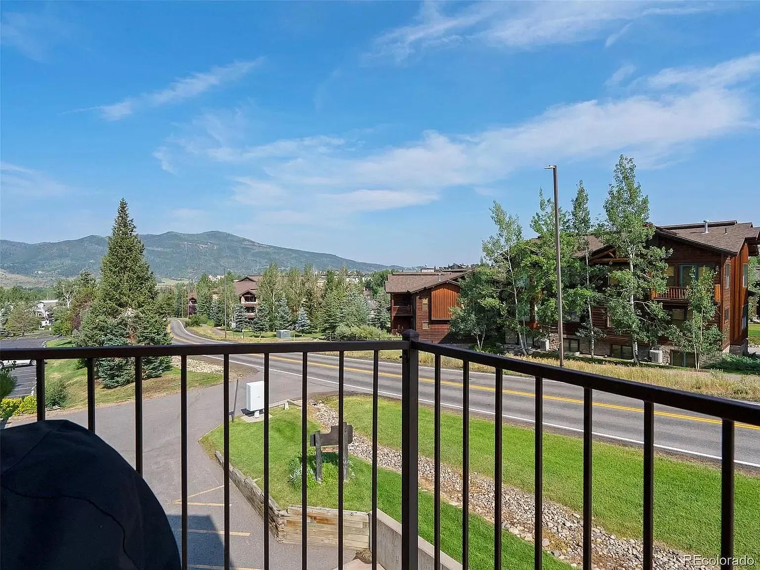 2 bed, 764 sqft, $3,000 — Photo 3