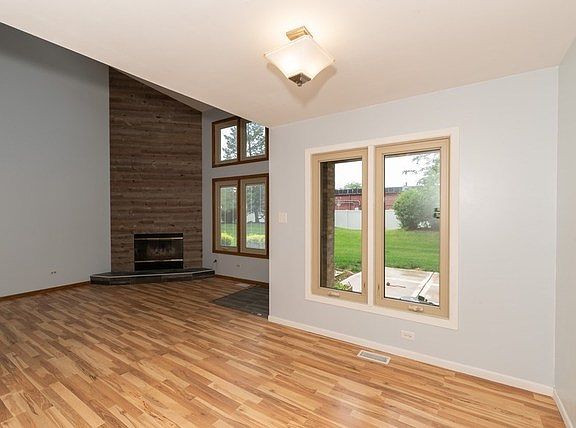 4th image of 17122 Jeremy Ln