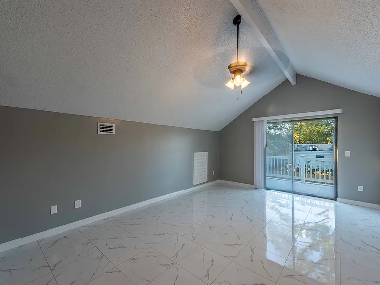 8366 Coralberry Ln — Photo 19
