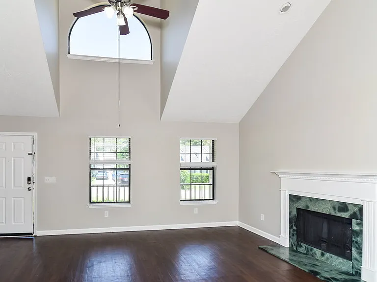 312 Pine Ridge Ln — Photo 6