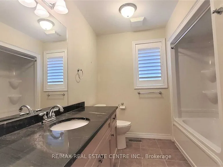 15 Sasha Ct — Photo 26