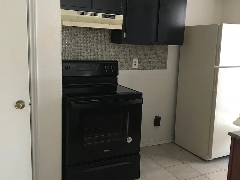 1524 Hawk Tree Dr — Photo 6