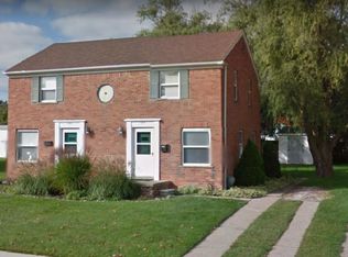 320 Parkview Dr, Plymouth, MI 48170