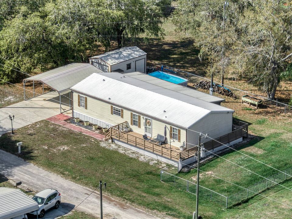 1st image of 7868 King James Dr