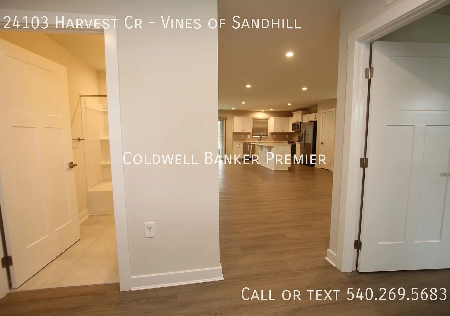 Maintenance Free Living at th Vines At Sandhill! — Photo 4