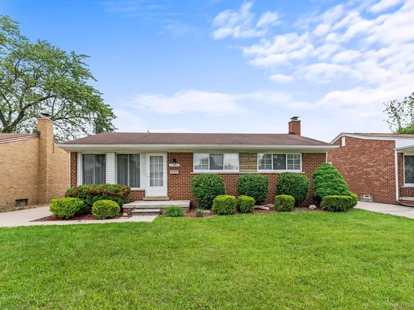 21850 Schroeder Ave, Eastpointe, MI 48021