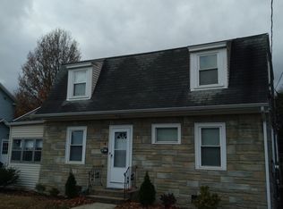 4 Provin Ter, Westfield, MA 01085