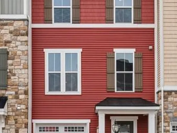 41691 McMonagle Sq, Aldie, VA 20105