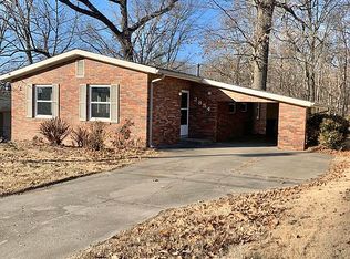 2854 Lear Dr, Cape Girardeau, MO 63701