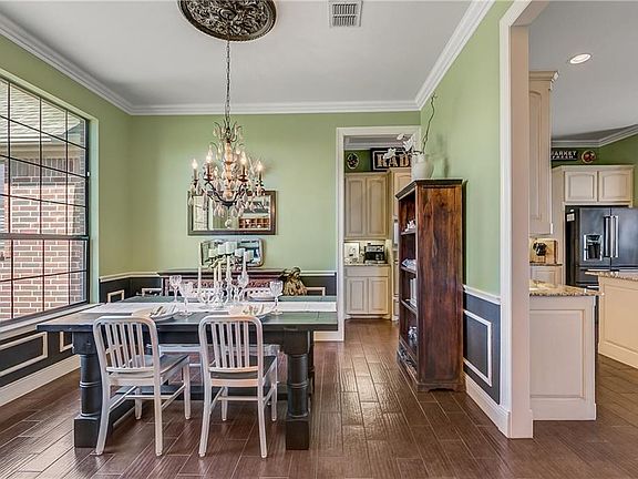 4th image of 8217 Indian Hills Ct