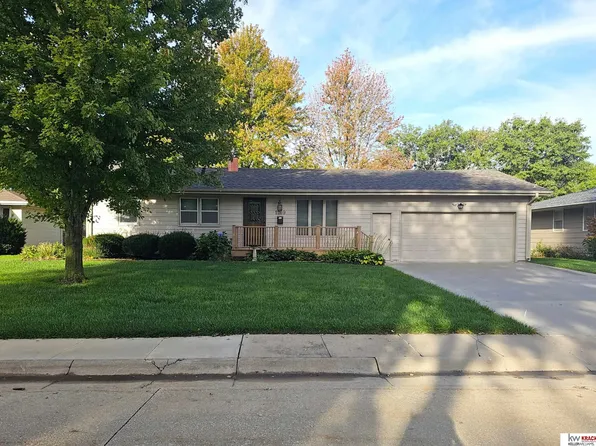 1209 Jane Way, Beatrice, NE 68310