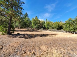 400 Opal Ln, Grants Pass, OR 97526