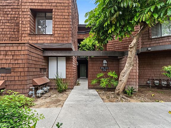 2nd image of 2774 Pine Creek Cir