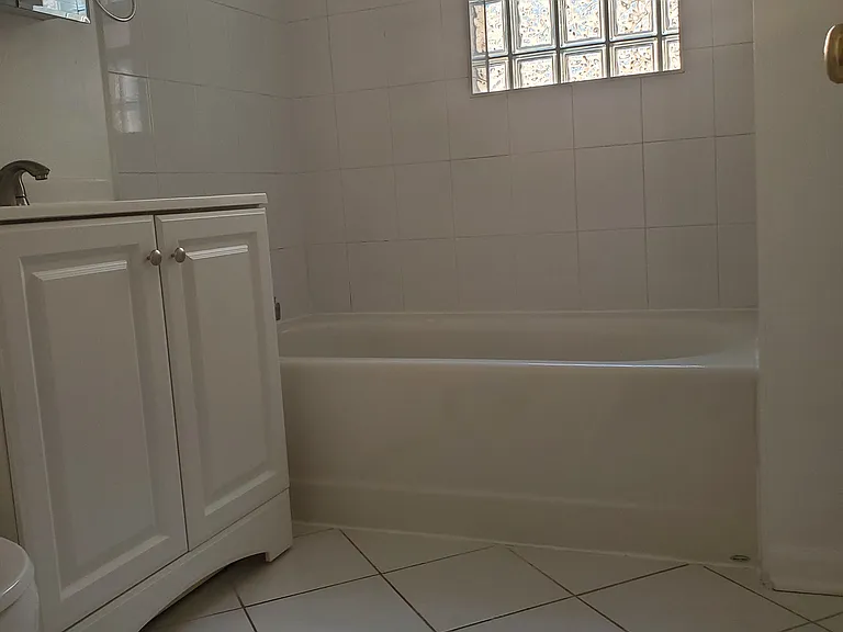 7715 N Hermitage Ave #1I — Photo 11