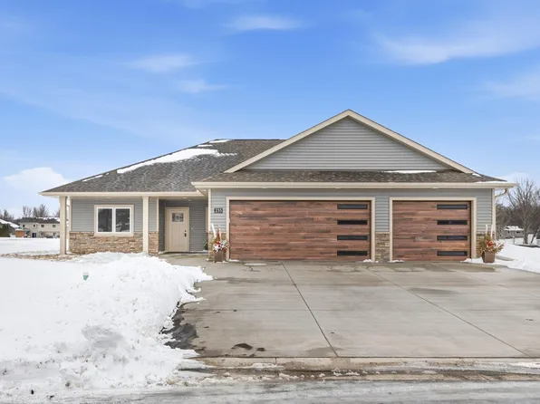 255 Eau Claire Ave SE, Hutchinson, MN 55350