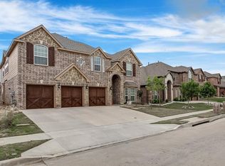 8729 Hornbeam Dr, Fort Worth, TX 76123