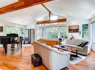 4847 Island Crest Way, Mercer Island, WA 98040